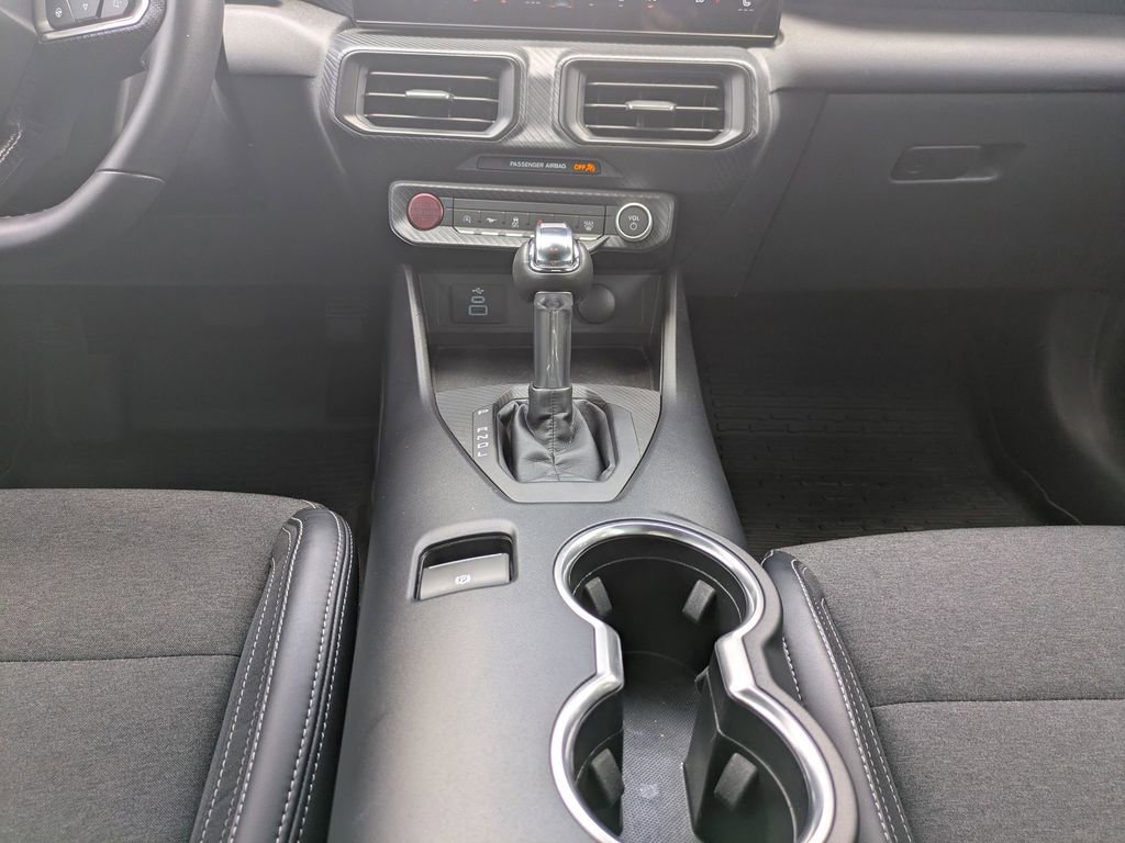 Used 2024 Ford Mustang Coupe RWD image 18