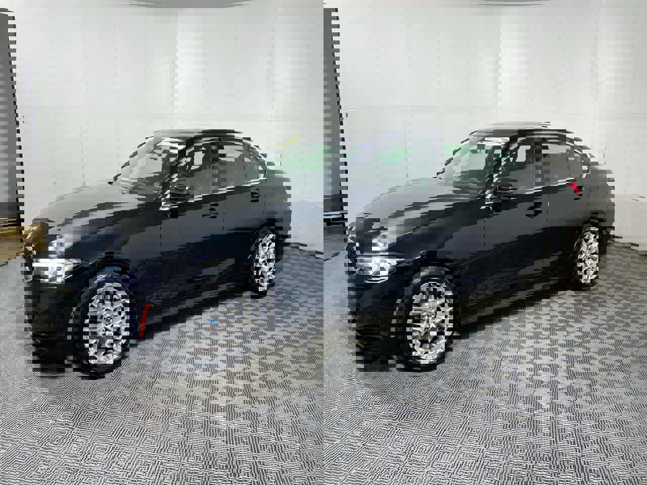 Used 2025 BMW 330i 330i image 11