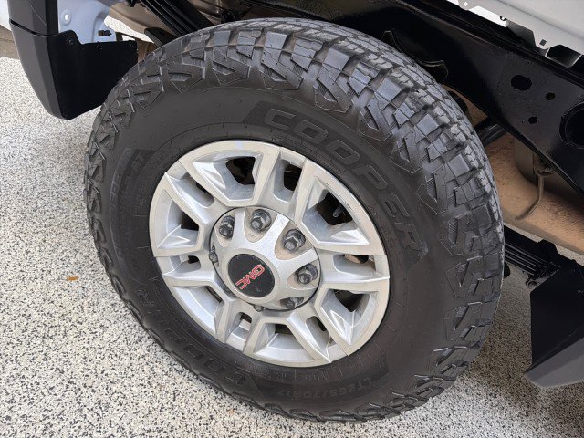 Used 2023 GMC Sierra 2500 Pro w/ Convenience Package image 50
