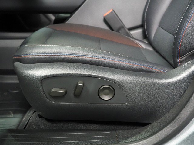Used 2025 Chevrolet Equinox EV RS FWD image 62