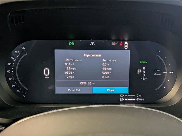 New 2026 Volvo XC60 T8 Plus w/ Climate Package PRO AWD/4WD image 11