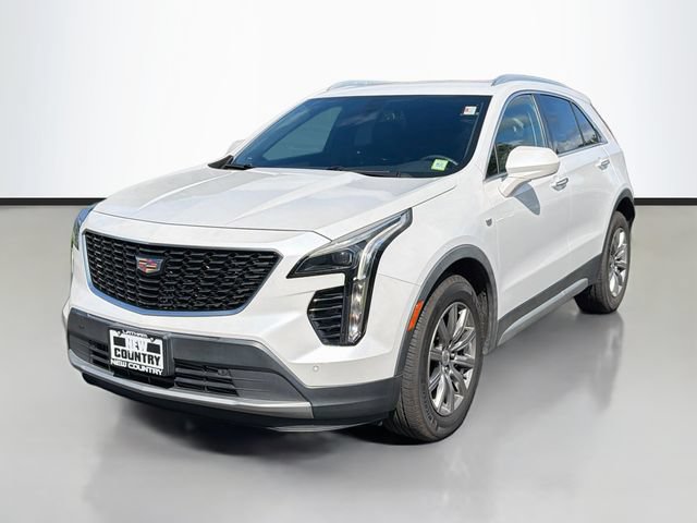 Used 2019 Cadillac XT4 Premium Luxury w/ Cold Weather Package AWD/4WD image 3