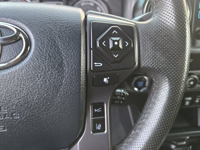Certified 2019 Toyota Tacoma TRD Off-Road w/ Technology Package AWD/4WD image 22