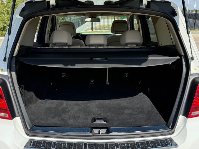 Used 2015 Mercedes-Benz GLK 350 2WD image 26