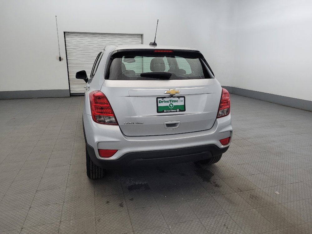 Used 2018 Chevrolet Trax LS image 6