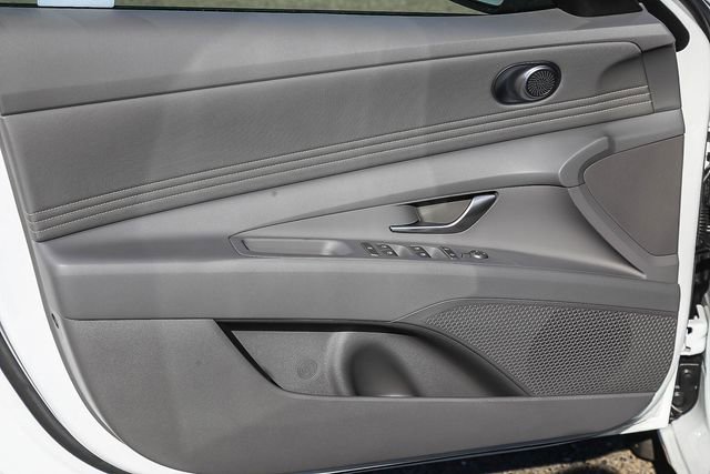 New 2026 Hyundai Elantra Sport FWD image 23