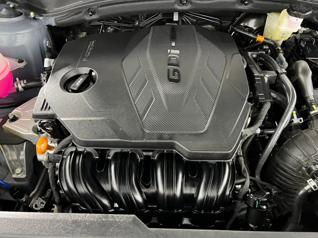 Used 2025 Kia Sportage EX w/ Premium Package image 36