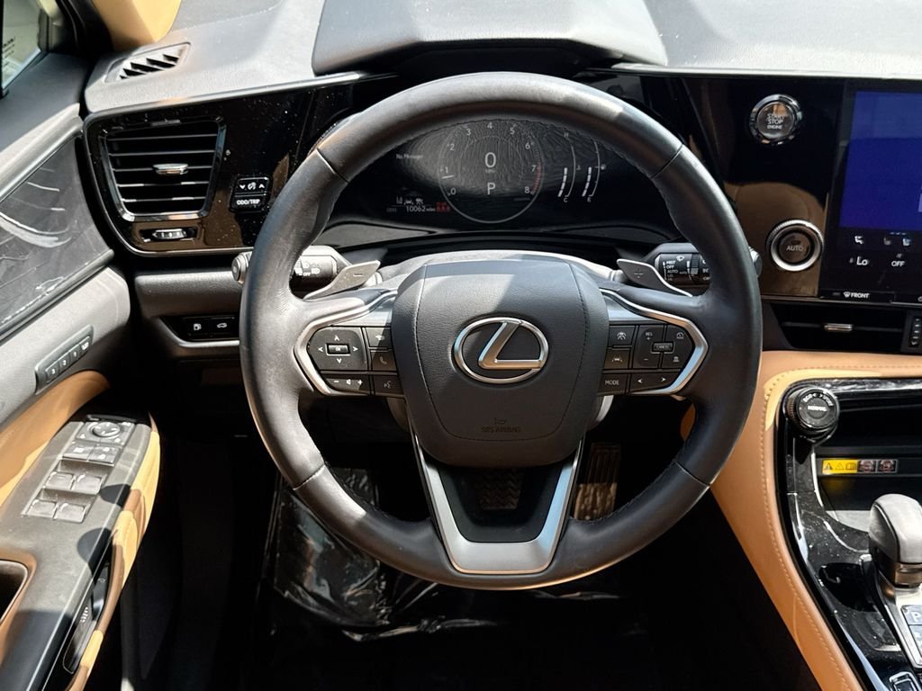 Used 2025 Lexus NX 250 FWD w/ Towing Package (2000 Lbs) image 23