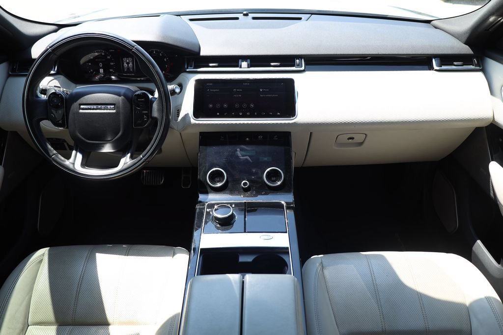 Used 2018 Land Rover Range Rover Velar R-Dynamic SE AWD/4WD image 18