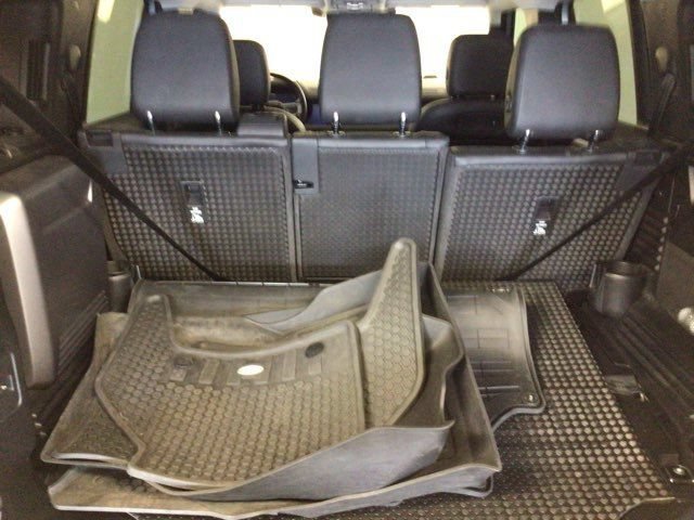Used 2020 Land Rover Defender 110 SE AWD/4WD image 25