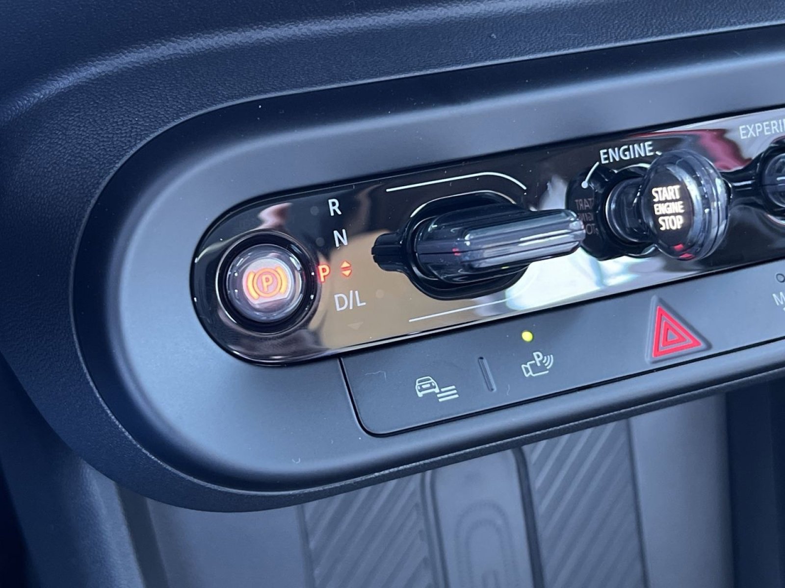 Certified 2025 MINI Cooper S image 18