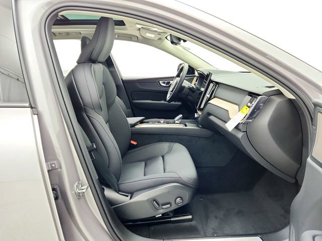 New 2026 Volvo XC60 B5 Plus w/ Climate Package image 14