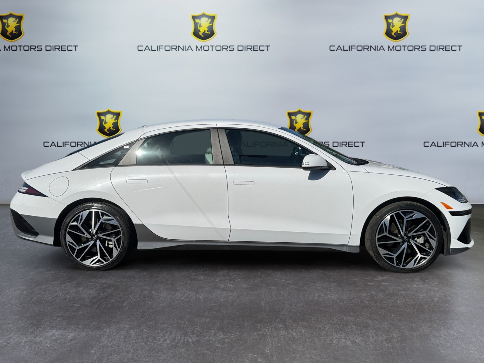 Used 2023 Hyundai Ioniq 6 SEL RWD image 6