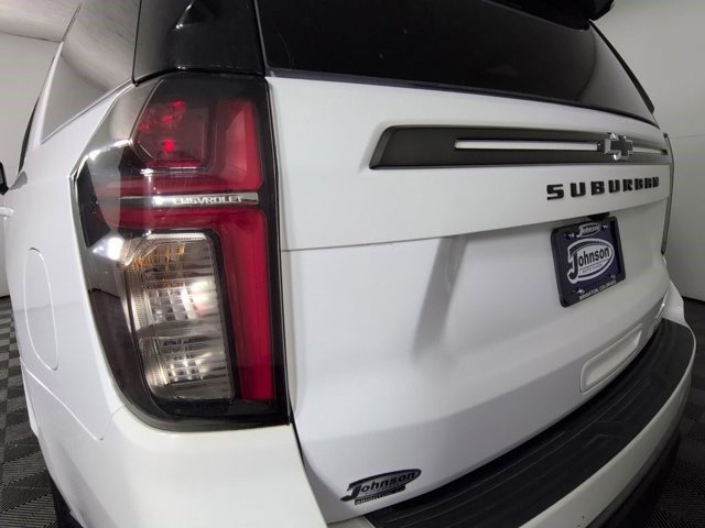 Certified 2022 Chevrolet Suburban RST w/ Luxury Package AWD/4WD image 14
