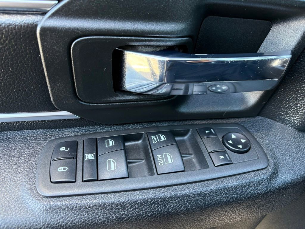 Used 2022 RAM 1500 Classic Warlock AWD/4WD image 20