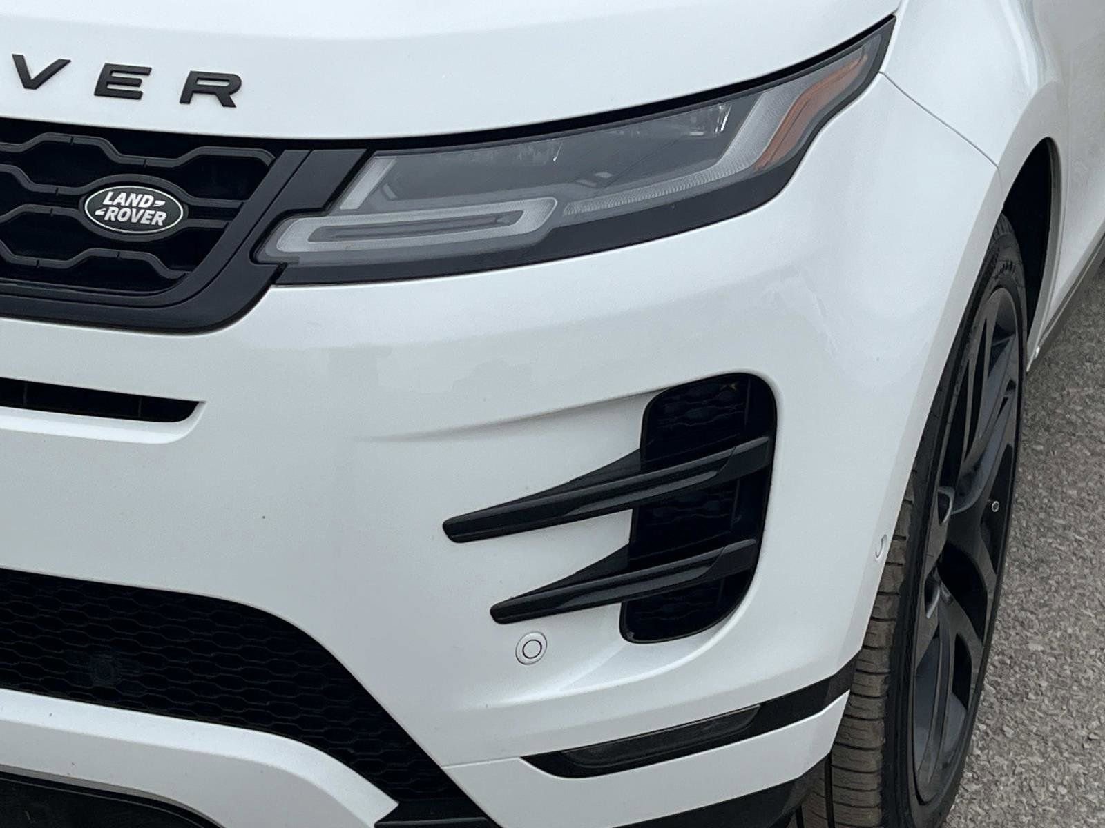 Used 2021 Land Rover Range Rover Evoque R-Dynamic SE image 8