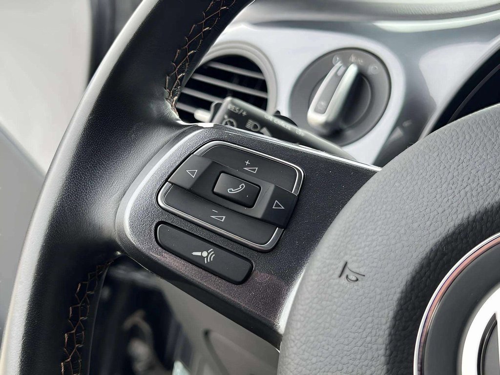 Used 2017 Volkswagen Beetle 1.8T Classic image 20