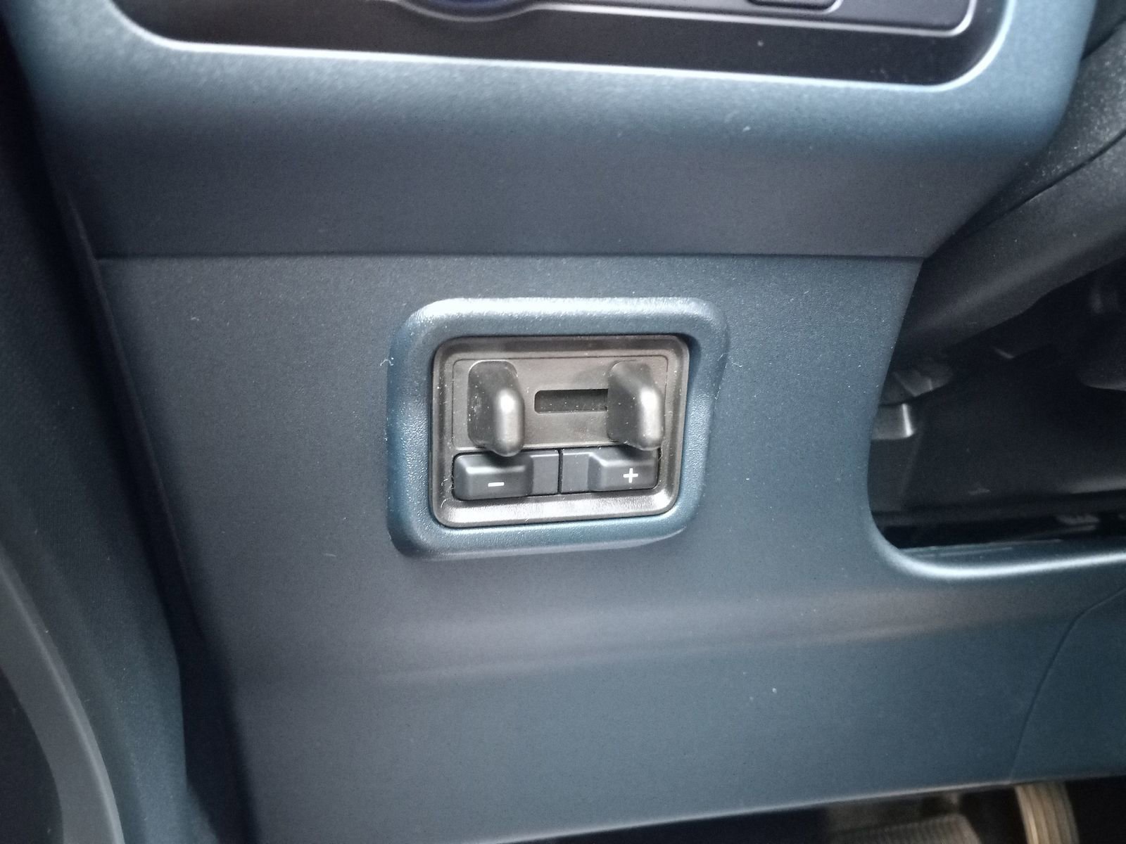 New 2025 Ford Maverick XLT w/ XLT Luxury Package image 24