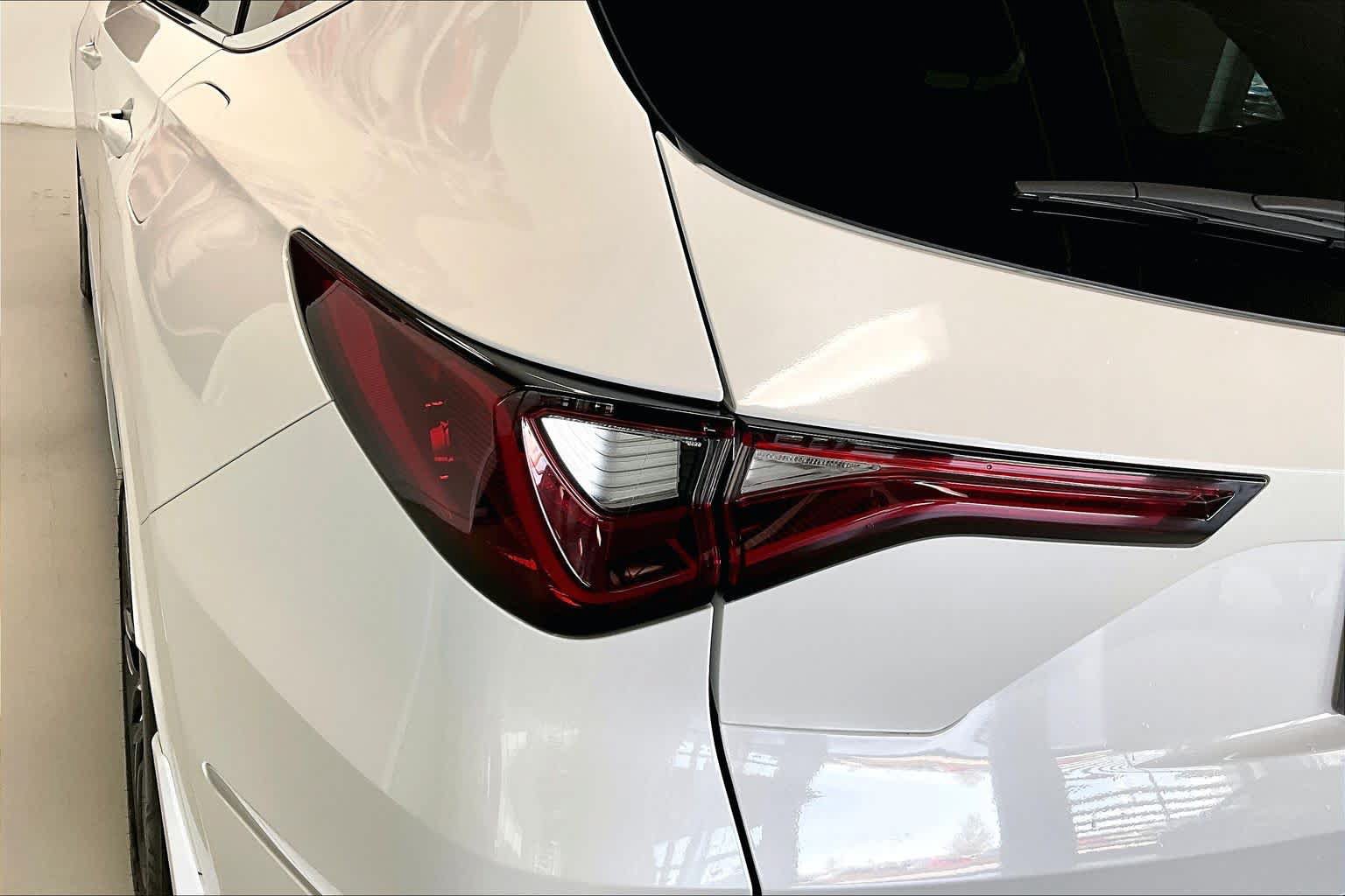 Used 2026 Acura MDX SH-AWD w/ Advance Package image 28