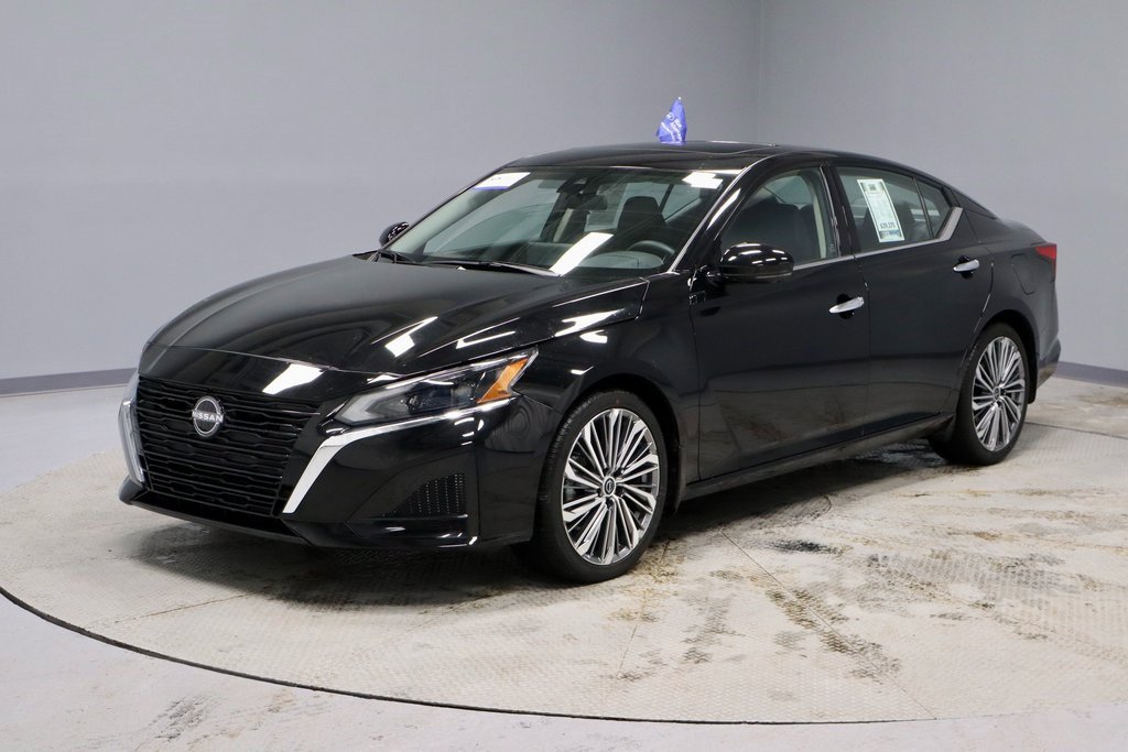 Certified 2025 Nissan Altima 2.5 SL image 9