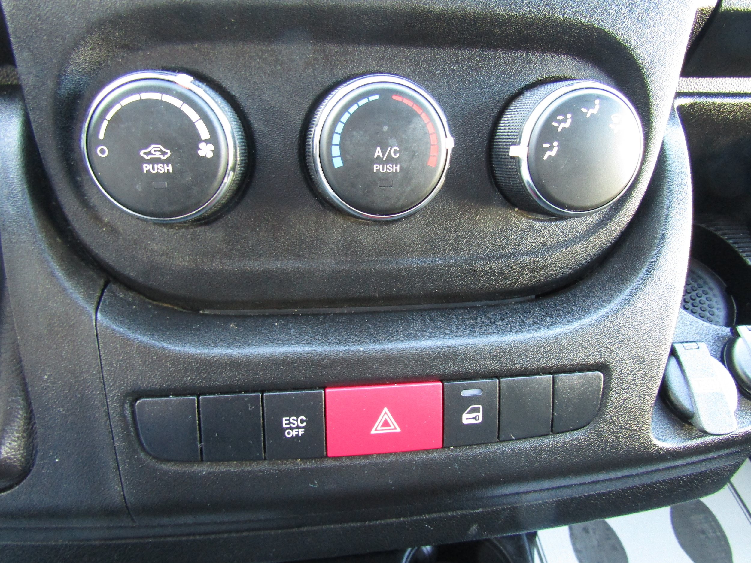Used 2021 RAM ProMaster 1500 FWD image 26