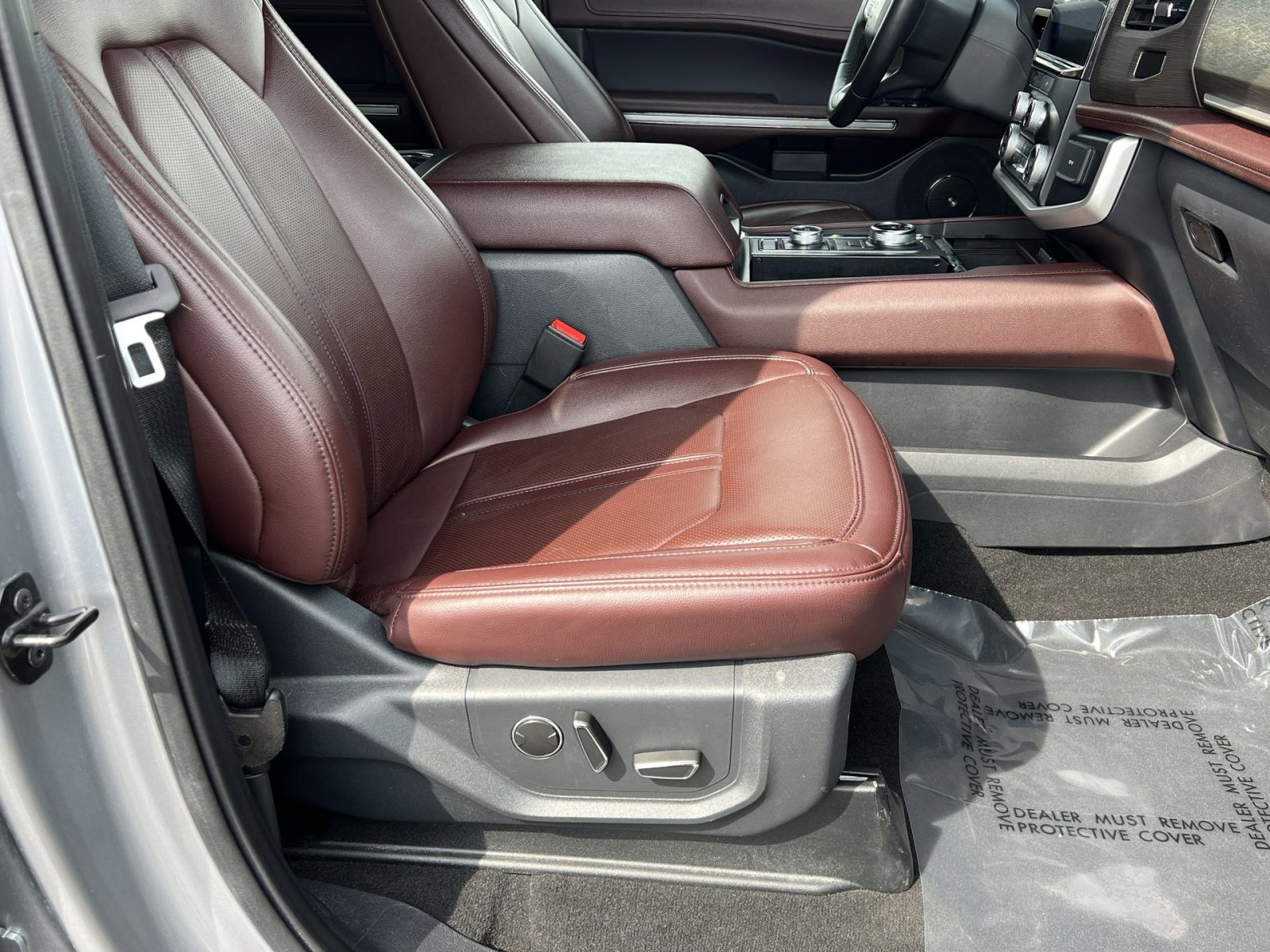 Used 2024 Ford Expedition Max Limited image 26