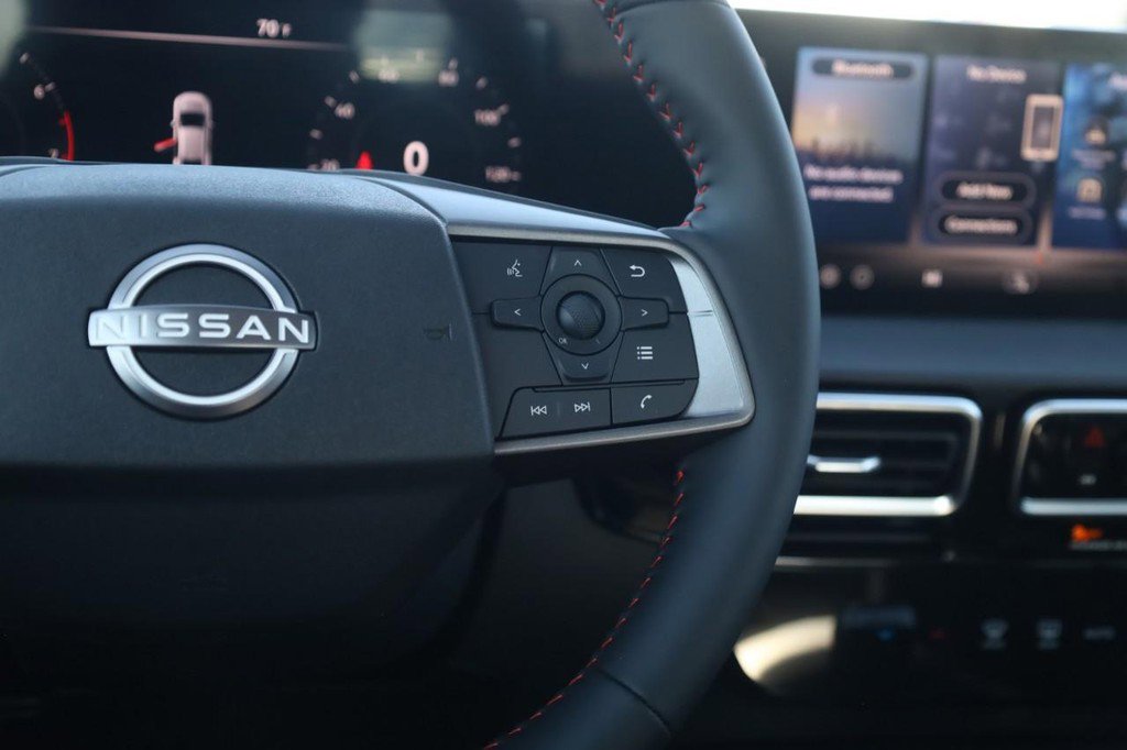 New 2026 Nissan Sentra SR w/ Floor Mat Package image 9