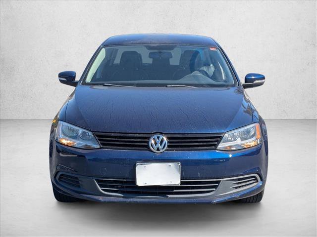 Used 2014 Volkswagen Jetta SE FWD image 2