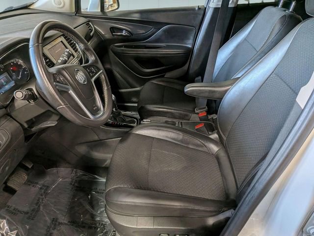 Used 2022 Buick Encore Preferred w/ Safety Package image 12