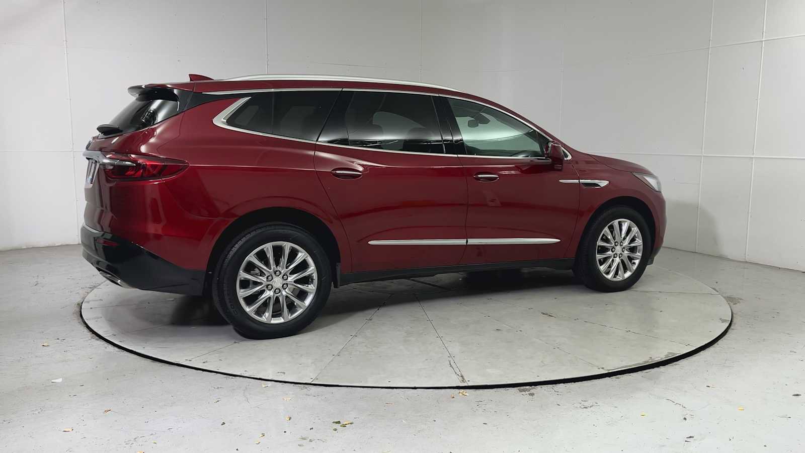 Used 2020 Buick Enclave Premium w/ Sun and Sites Package image 9