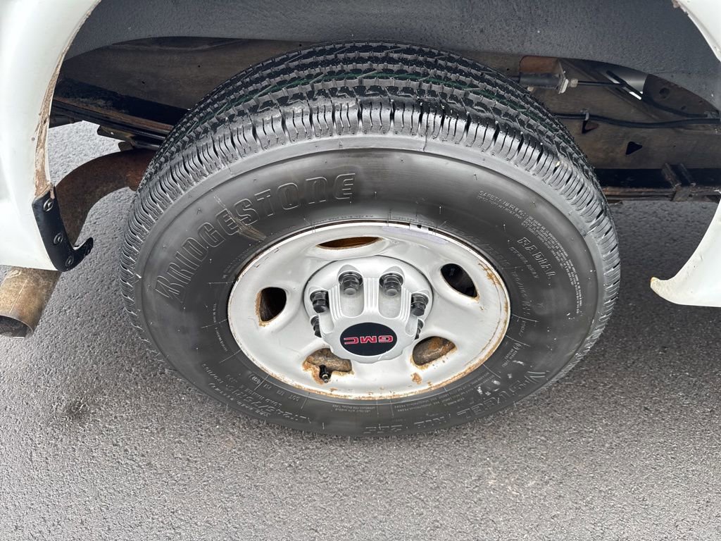 Used 2022 GMC Savana 2500 w/ Driver Convenience Package image 14