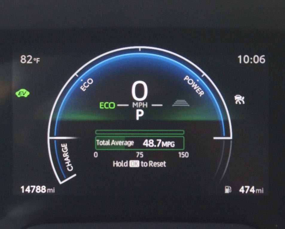Used 2025 Toyota Corolla XLE FWD image 4