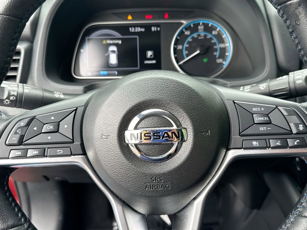 Used 2022 Nissan Leaf SV FWD image 19