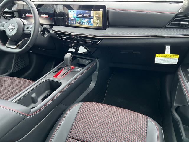New 2025 Nissan Kicks SR image 33