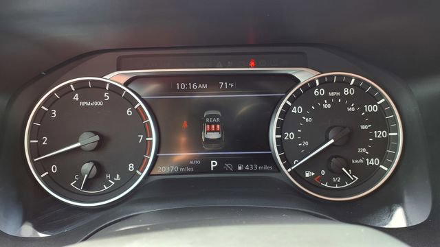 Used 2025 Nissan Rogue SV AWD/4WD image 30