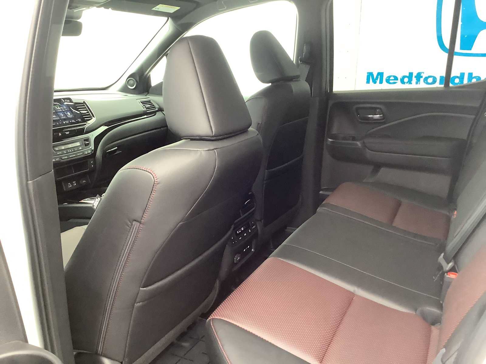 New 2026 Honda Ridgeline Black Edition image 12