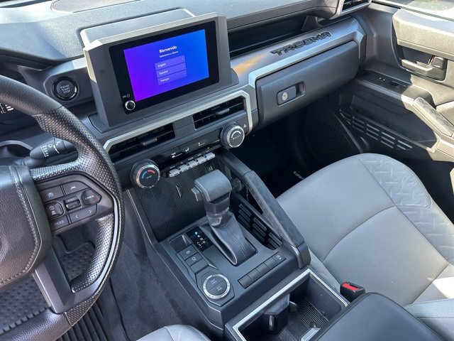 Used 2025 Toyota Tacoma SR5 image 29