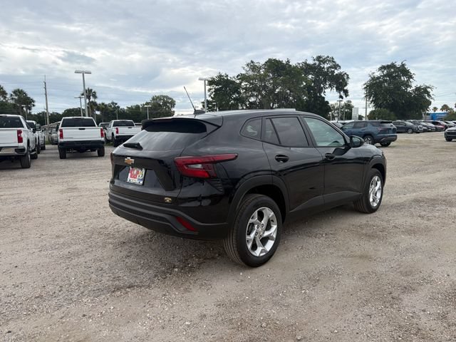 New 2026 Chevrolet Trax LS w/ LS Convenience Package FWD image 13