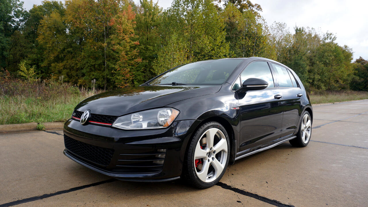 Used 2017 Volkswagen GTI S image 9