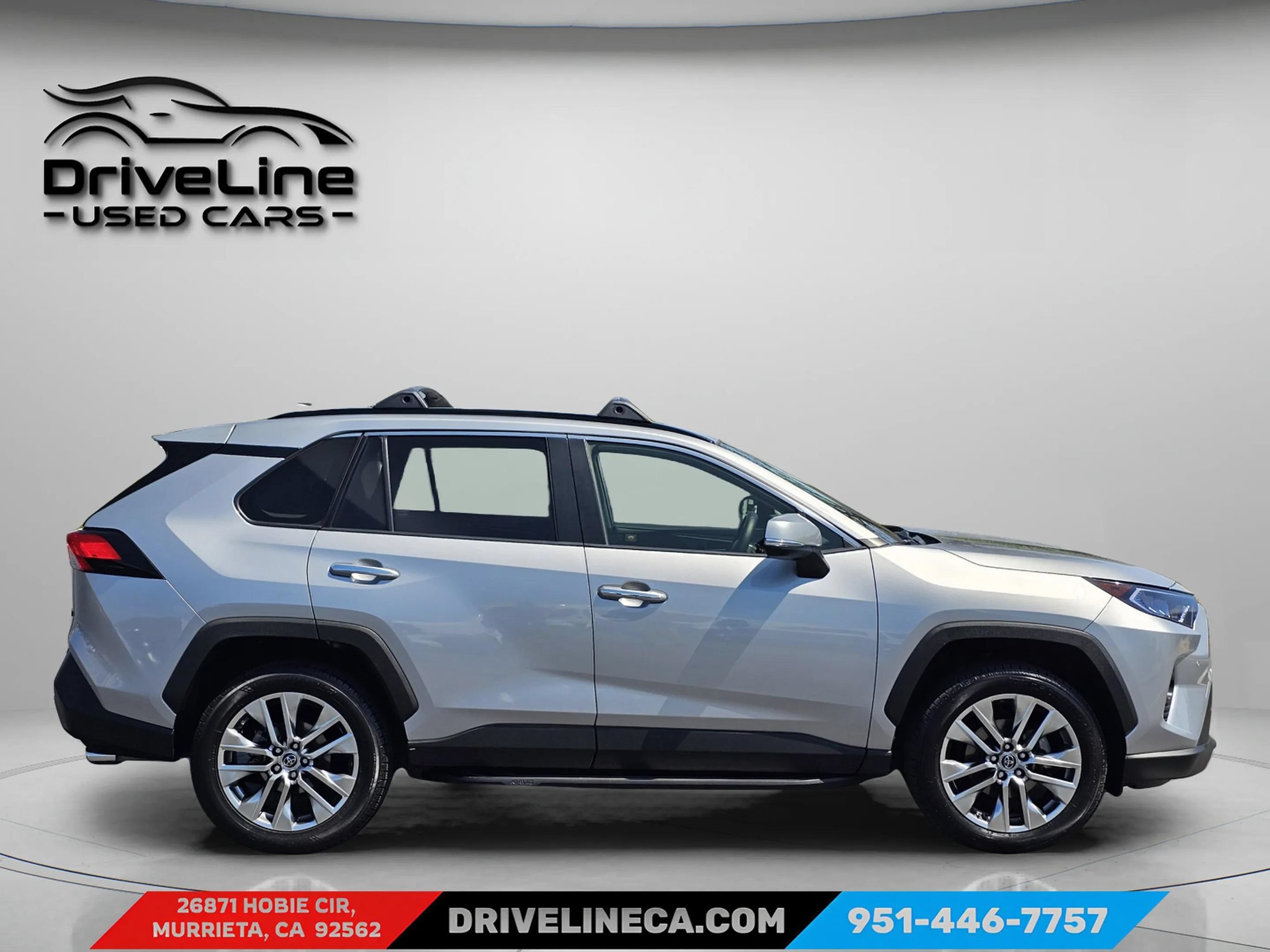 Used 2019 Toyota RAV4 Limited w/ Carpet Mat Package FWD image 5