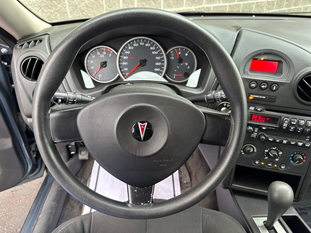 Used 2006 Pontiac Grand Prix w/ Security Package FWD image 14