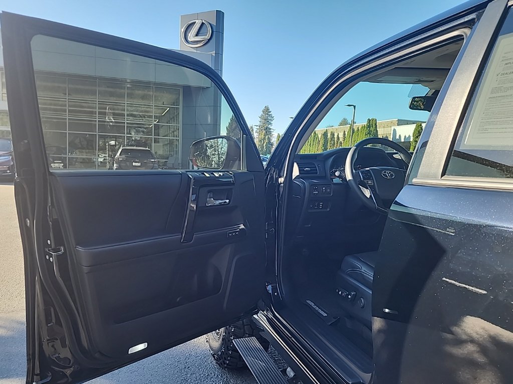 Used 2020 Toyota 4Runner Nightshade AWD/4WD image 9