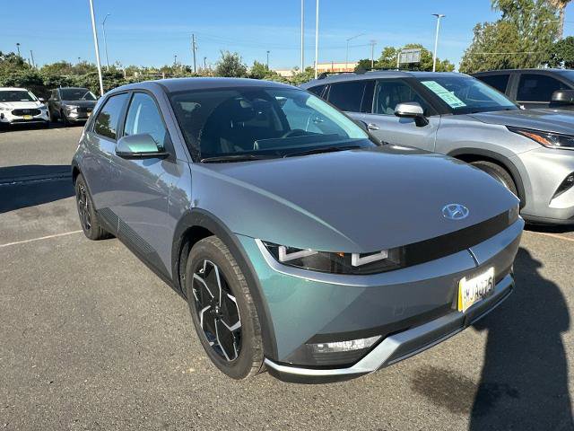 Used 2024 Hyundai Ioniq 5 SE RWD image 1