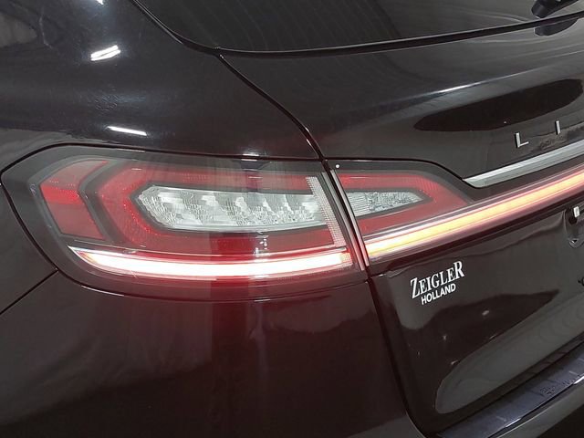Used 2022 Lincoln Nautilus Reserve AWD/4WD image 37