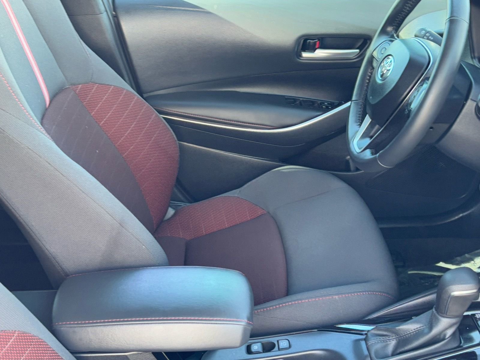 Certified 2024 Toyota Corolla SE Nightshade w/ SE Convenience Package image 14