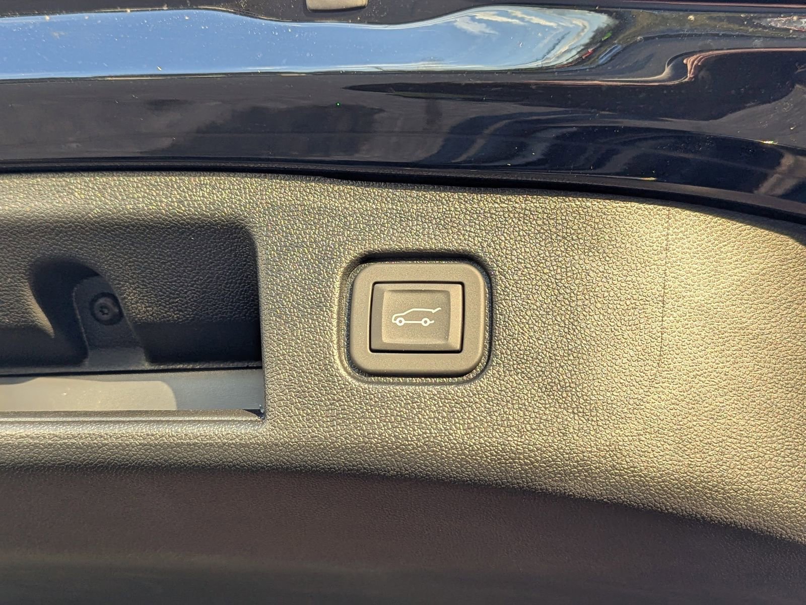 New 2025 Chevrolet Blazer EV RS image 11