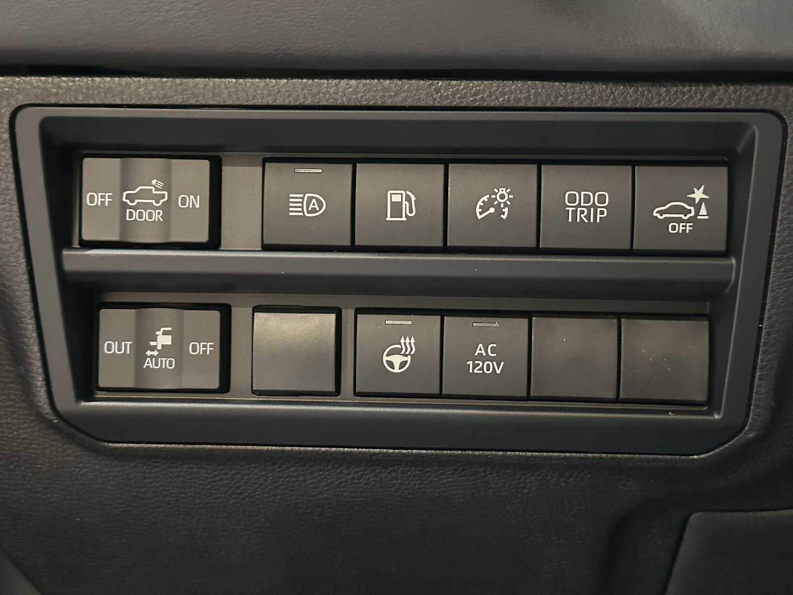 New 2026 Toyota Tundra Platinum image 18