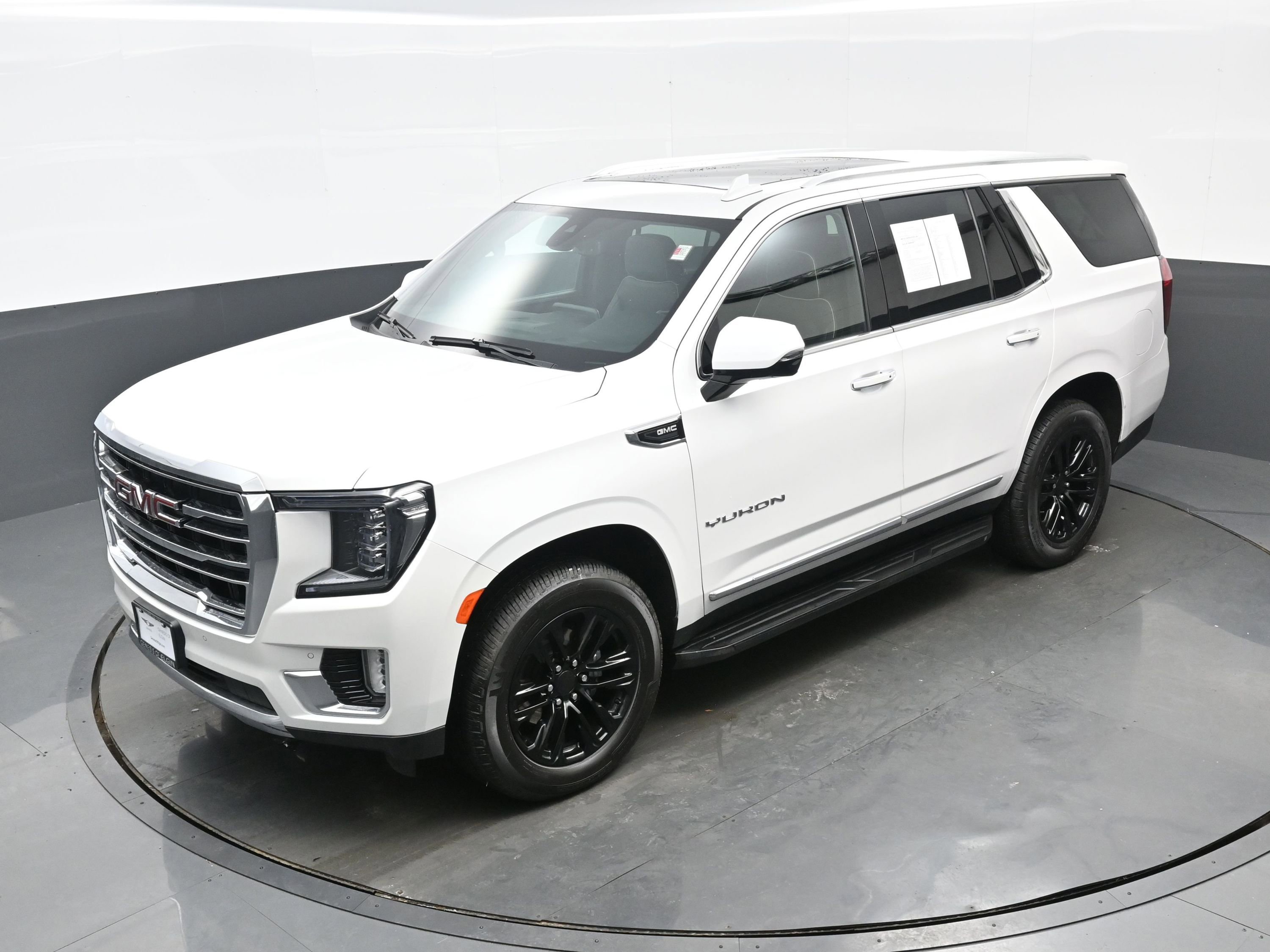 Used 2021 GMC Yukon SLT w/ SLT Premium Package image 35