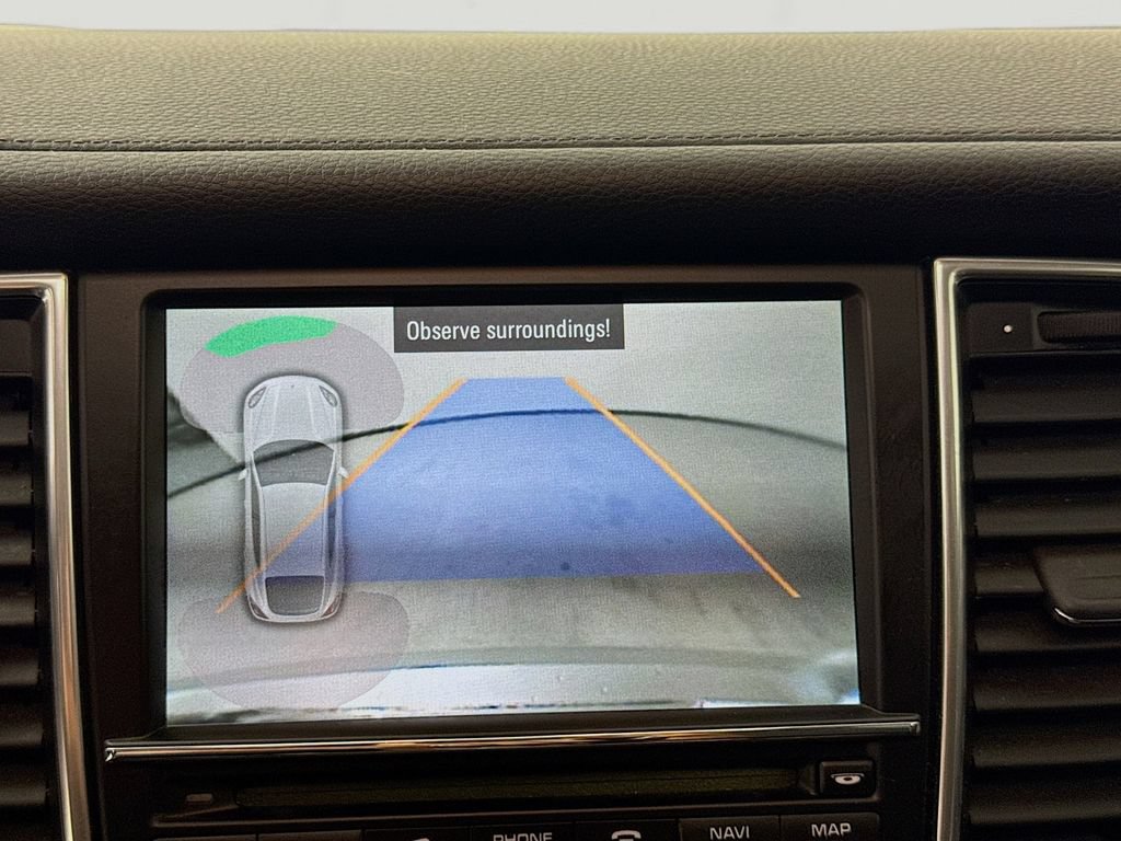 Used 2012 Porsche Panamera 4 image 16