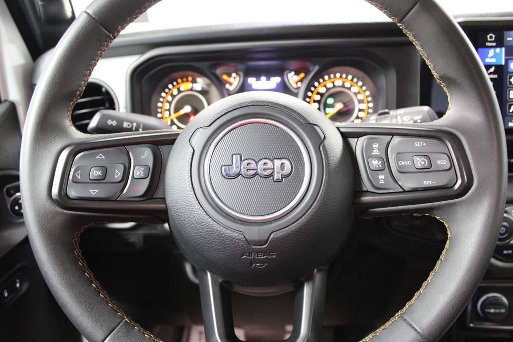 Used 2024 Jeep Wrangler Sport S image 34
